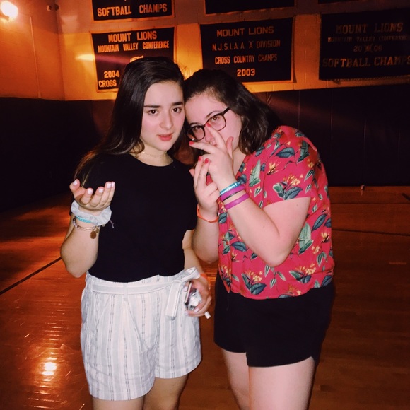 Meet your Posher, Samy - Picture 1 of 1